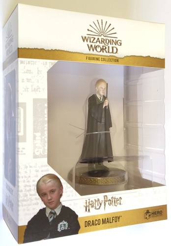 Harry potter figurine - harry,