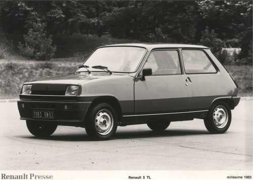 Catalogue brochure photo