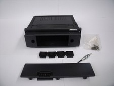 PLANCIA ESTRAIBILE PER AUTORADIO NORME DIN 7 CONTATTI