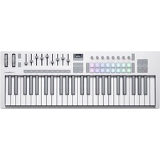 Novation Launchkey 49 MK4