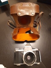macchina fotografica Praktica IV, otturatore funzionante, il resto come ricambi.