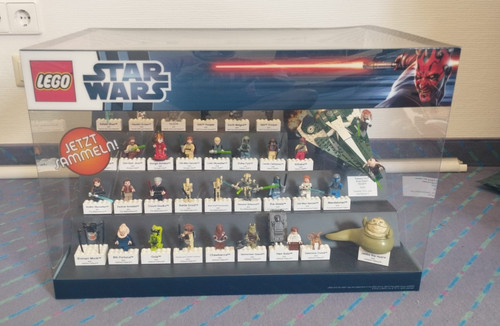 Lego store display - lego, minifigures