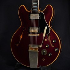 Gibson 1967 ES-355TD-SV con Maestro Vibrola Sparkling Burgundy