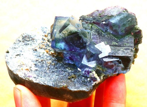 372 esemplare minerale - esemplare,