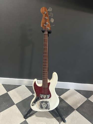 Left handed fender - fender, bass