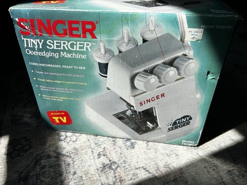 Singer tiny serger macchina - singer,