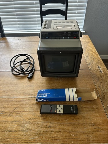 Sony trinitron evm 8010r - trinitron, evm-8010r