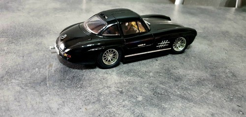 Mercedes 300 burago - mercedes, 1:18