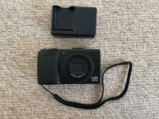 Fotocamera digitale compatta