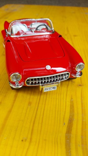 Burago chevrolet corvette - burago, 1/18
