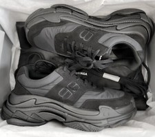 Balenciaga Triple S scarpe