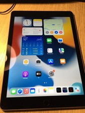 iPad Air 2  64GB Wi-Fi  + Cell.