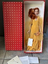 Bambola Carmelita Robert