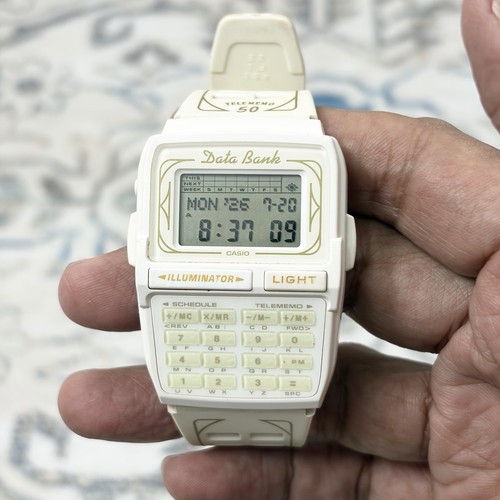 Orologio calcolatrice digitale