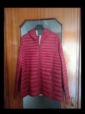 Piumino bordeaux con cappuccio donna