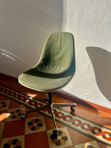 Sedia con ruote - herman, miller