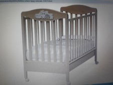 cameretta Erbesi color legno chiaro lettino+fasciatoio bagnetto+biancheria