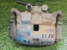 Pinza anteriore destra Nissan