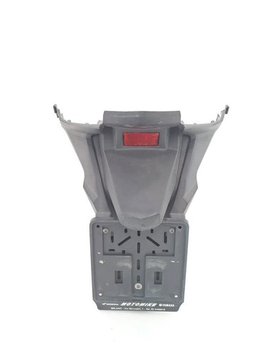 Parafango post con portatarga - post.,