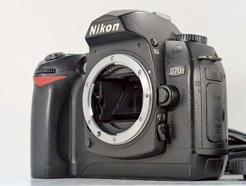 Exc nikon d70s 6 1mp - [,
