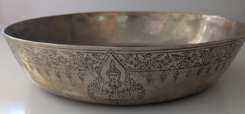 Anello buddista campana tempio