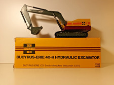 BUCYRUS-ERIE 40-H - Escavatore cingolato - NZG #139 con scatola -1/50 - anni '70