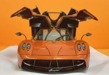 Modellino auto AUTOart 1/18