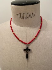 Collier pendentif crucifix