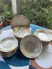 Servizio Piatti Da 12 Vintage Motivo Floreale Profilati Oro