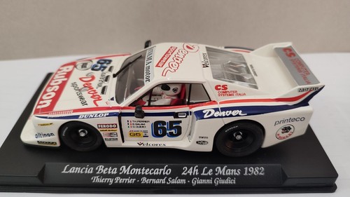 Slot car fly - car, track