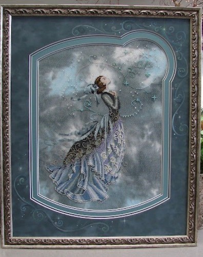 Cross stitch pattern lady - cross,