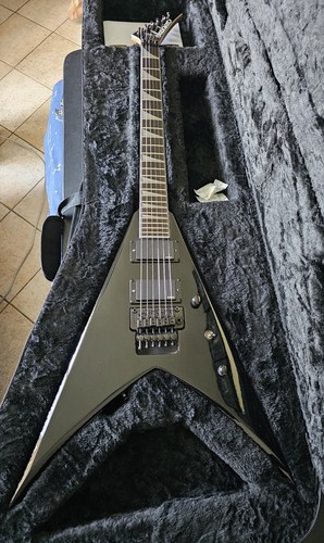 Jackson pro king - v, gloss