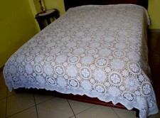 Copriletto matrimoniale 230x255 cm• Cotone• Realizzato all’uncinetto • Vintage
