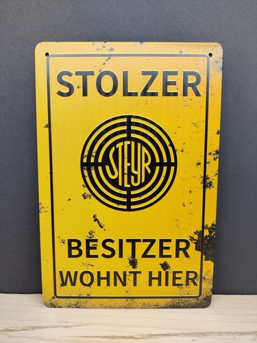 Orgoglioso proprietario steyr - orgoglioso,