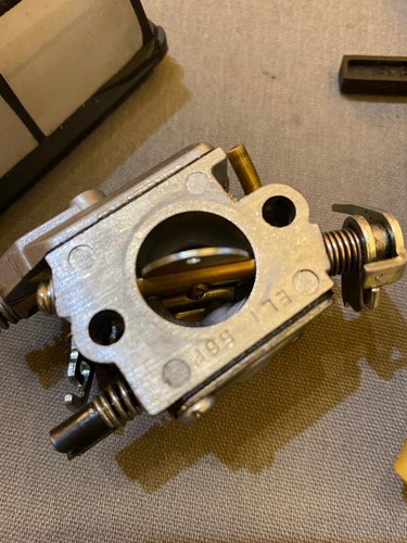 Carburatore per motosega