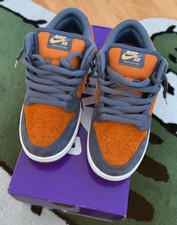 Nike SB Dunk Low Light Carbon
