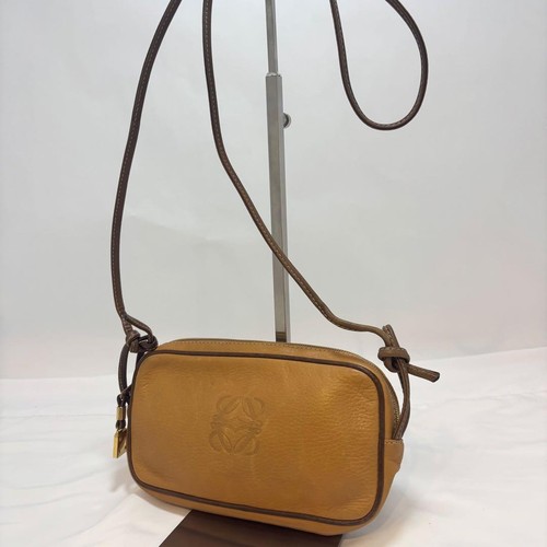 Borsa tracolla loewe - a, modello