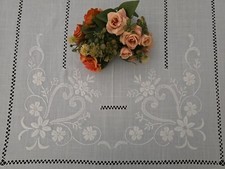 Elegante Tovaglia ricamata a