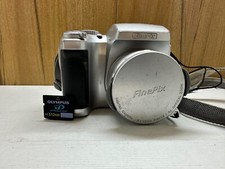 Fujifilm FinePix S3000