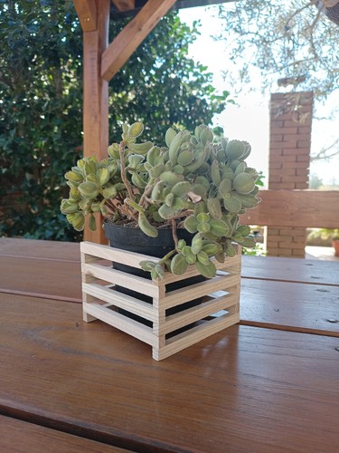 Fioriera porta vaso fatto - , a