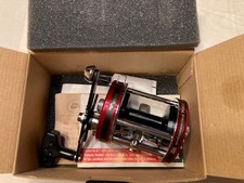 Mulinello esca Abu Garcia Ambassadeur 7000 rosso 996668