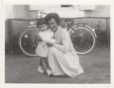 B3 -  Foto Photo Fotografia Anni 50 - Donna Bambina e Bicicletta