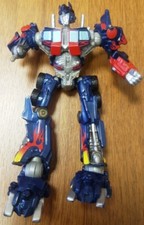 TRANSFORMERS ROBOT OPTIMUS