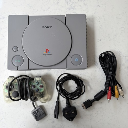 Sony playstation console - playstation, 1