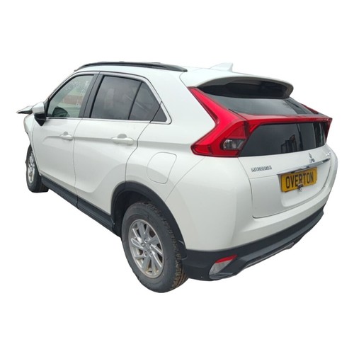 Mitsubishi eclipse cross 4x2 - cross,