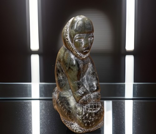 Vintage canada eskimo art - canada,