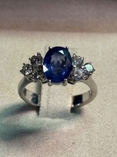 Anello zaffiro Ceylon e brillanti - oro bianco 18k