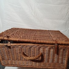 Cestino da picnic in vimini retrò vintage posate plastica postazioni