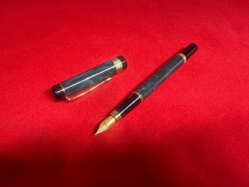 Vintage fountain pen - vintage,