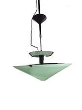 Lampadario a sospensione in vetro satinato con diffusore piramidale